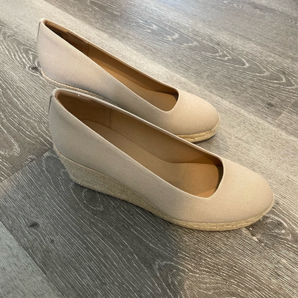 J. Crew Women's Beige Wedge Shoes - Picture 2 of 2